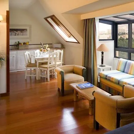 Aparthotel Real Residencia - Turisticos