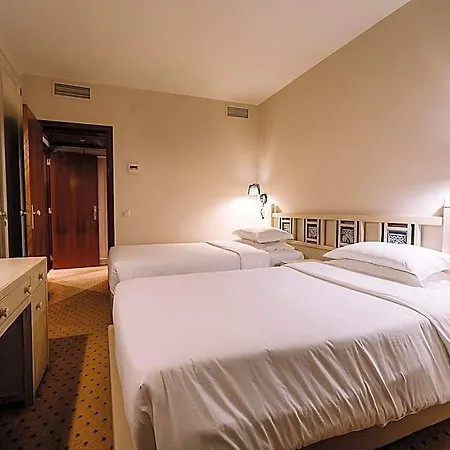 Apartahotel Real Residencia - Turisticos Lisboa
