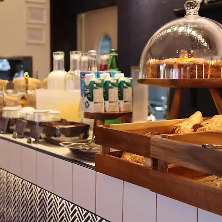 Real Residencia - Turisticos 4*