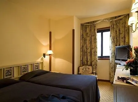 Lägenhetshotell Real Residencia - Turisticos 4*